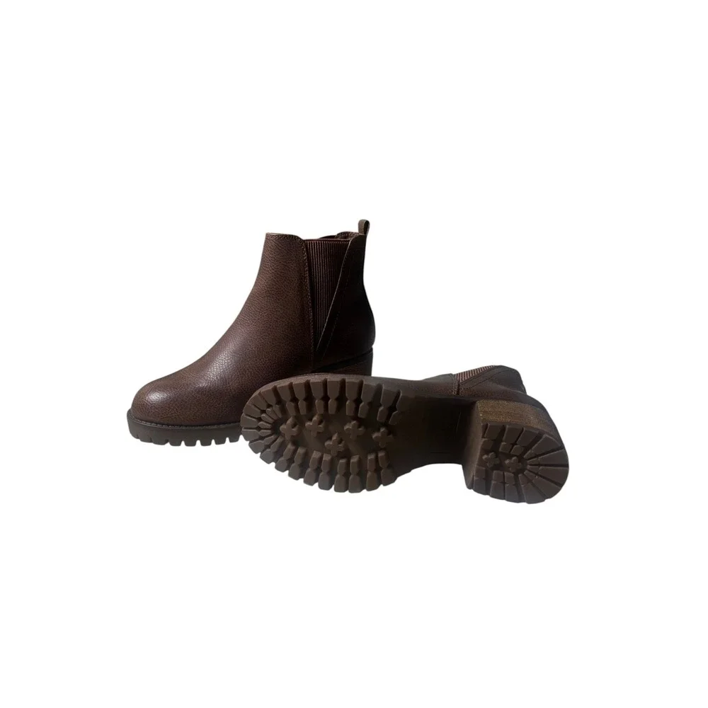 MIA Jody Lug Sole‎ Chunky Chelsea Boots Edgy Brown Size 6.5 NWB Stacked Heel